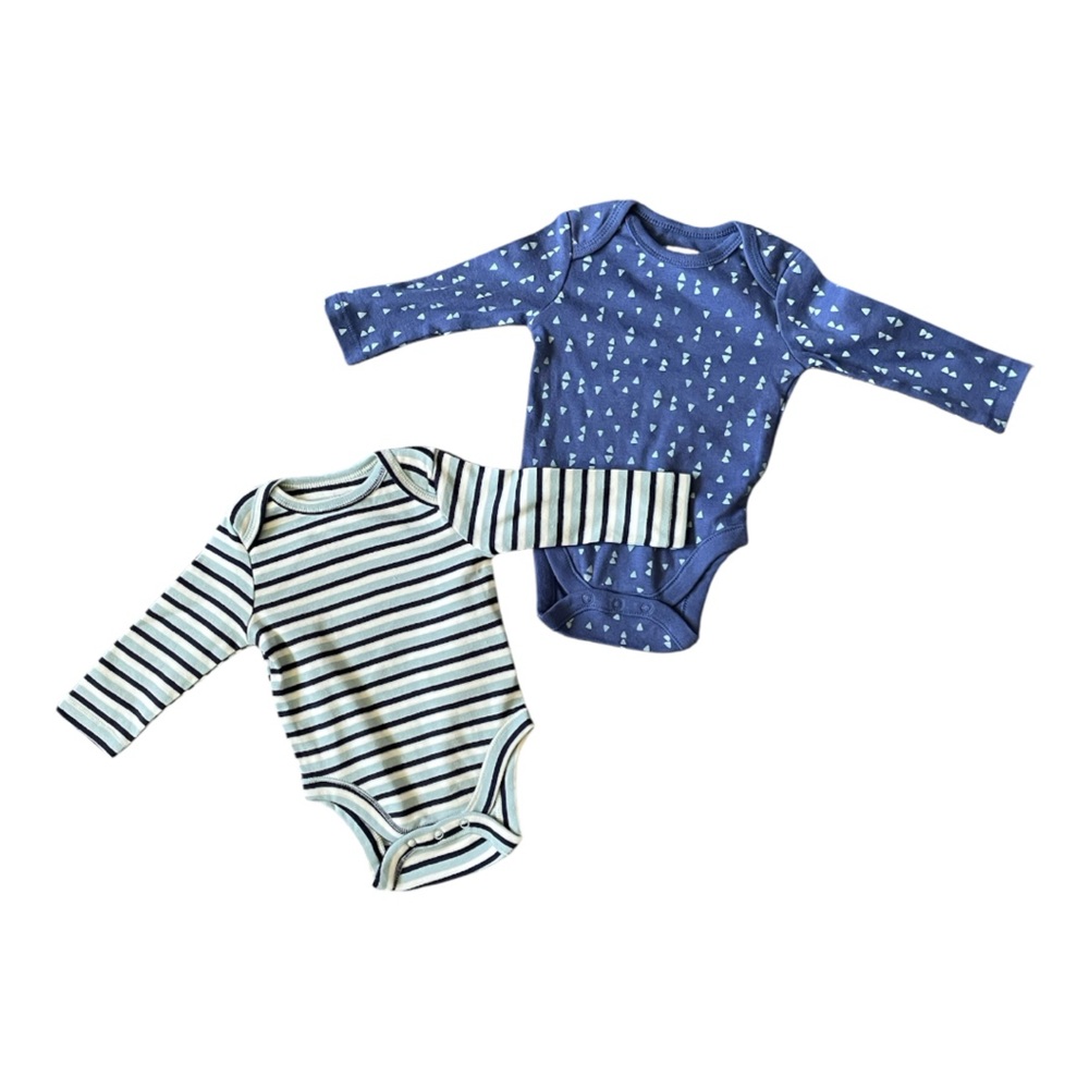 #033, Old Navy bundle of two long sleeve bodysuits, size 0-3 mo
